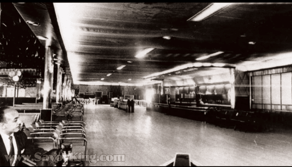 Picture of the interior of the savoy ballroom