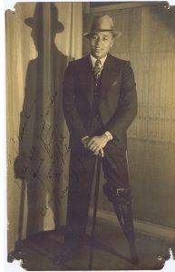 Peg leg bates