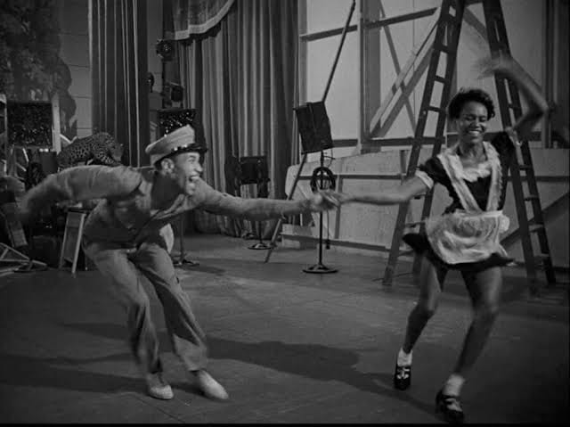 Whitey's Lindy Hoppers in Hellzapoppin', 1941